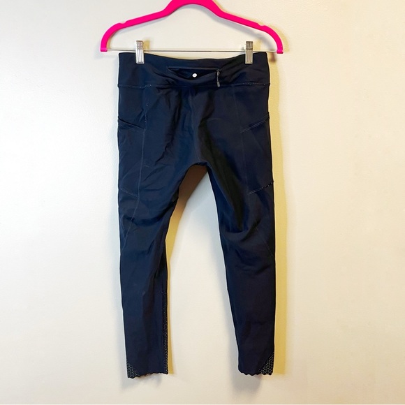 Lululemon Tight Stuff Tight II *25" in Midnight Navy Sz 8 GUC (Pilling) Workout - Picture 13 of 16